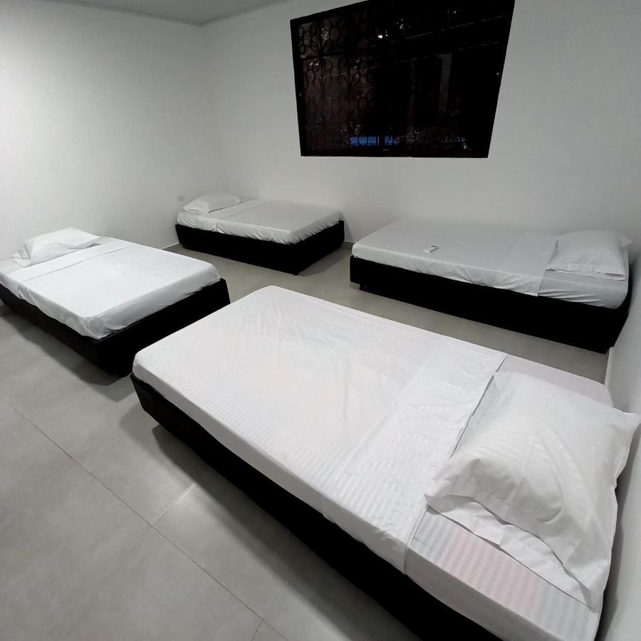 Hostal Casa Jak Santa Marta Bed & Breakfast ภายนอก รูปภาพ