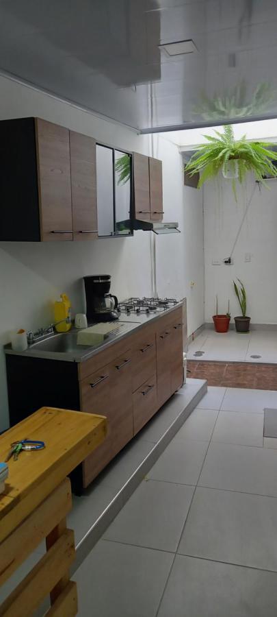 Hostal Casa Jak Santa Marta Bed & Breakfast ภายนอก รูปภาพ