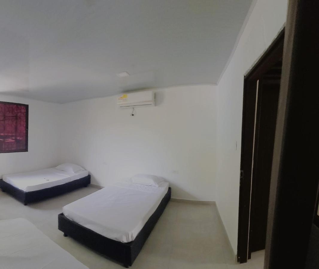 Hostal Casa Jak Santa Marta Bed & Breakfast ภายนอก รูปภาพ